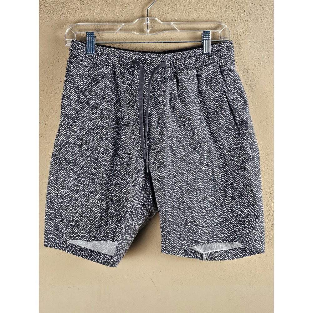 Lululemon Mens Staccato Coal Alpine White Bowline‎ Shorts Small